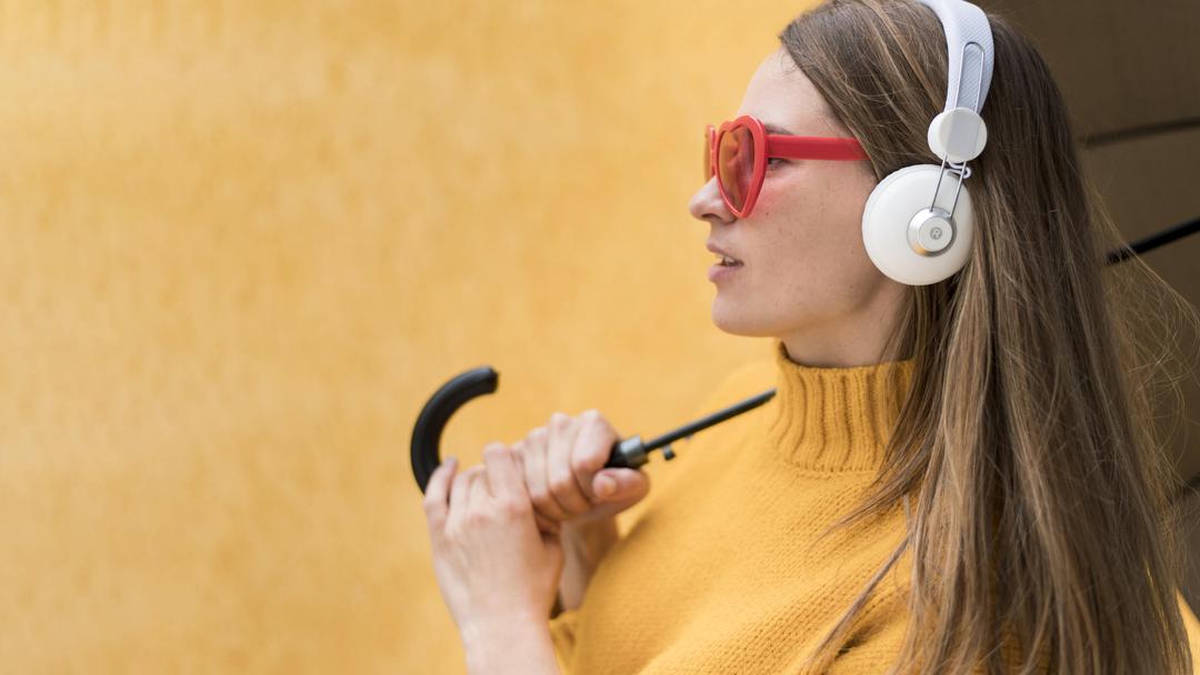 Yolda, Evde, Sporda: Podcast Dinleme Alışkanlıklarını Nasıl Geliştirirsin?